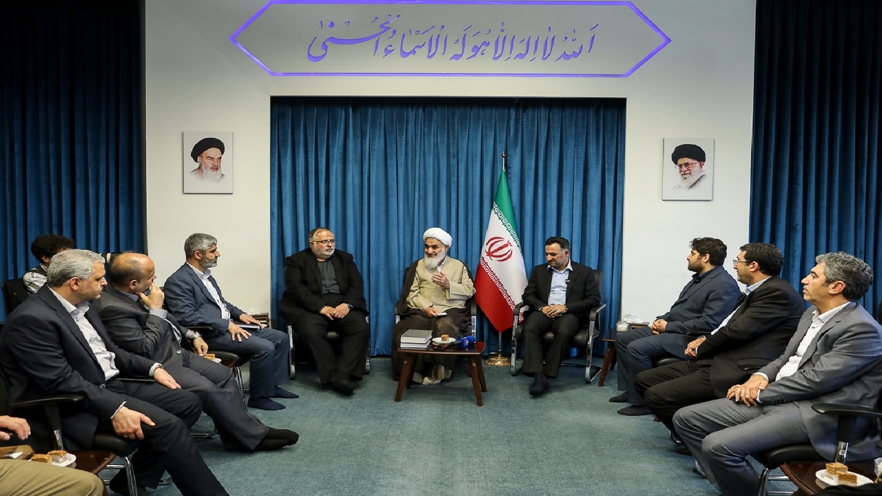 دیدار معاون علمی و فناوری رئیس‌جمهور با امام جمعه قزوین