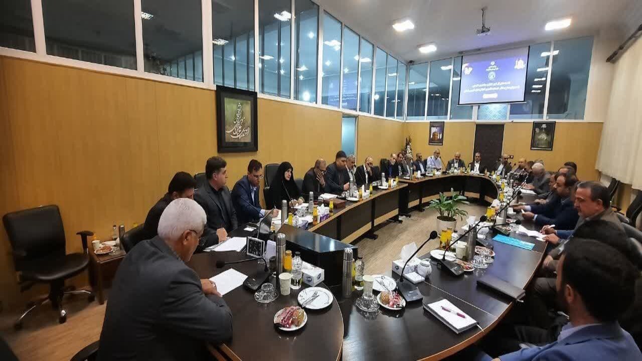 نشست هم‌اندیشی مدیر کل اتباع و مدیران دفاتر کفالت خراسان رضوی