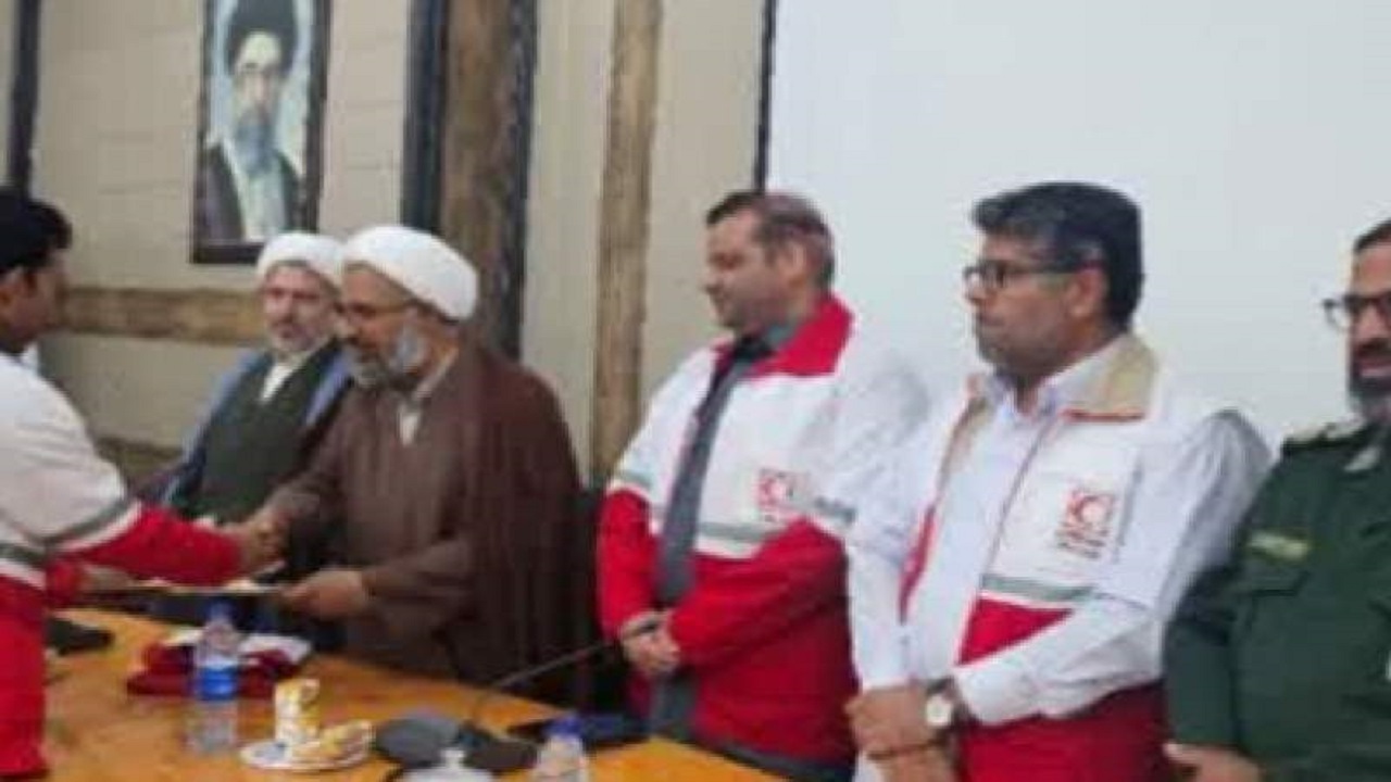 هلال‌احمر مصداق بارز کارگروهی و مشارکت مردمی است