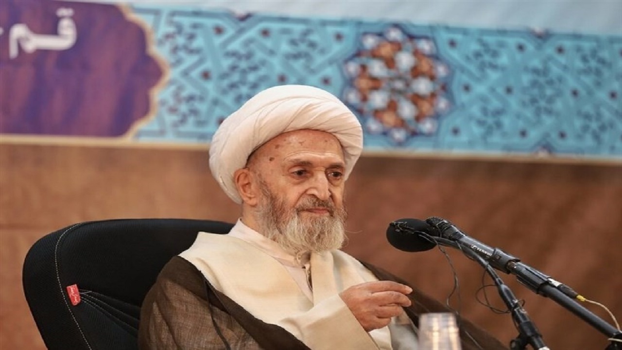 مخالفت آیت‌الله سبحانی با تعطیلی شنبه