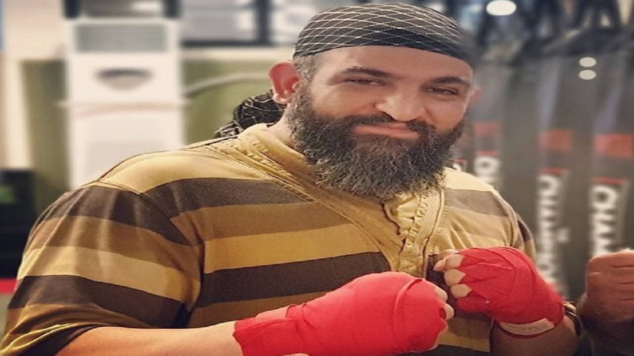 ماجرای طلبه شدن یک بوکسور + فیلم
