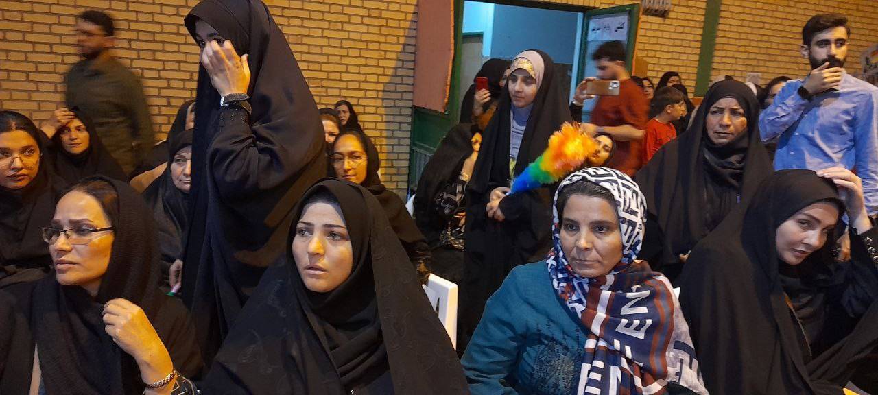 حضور بانوان