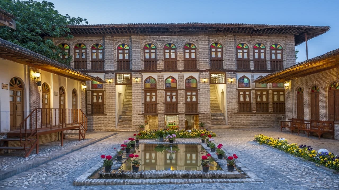 برپایی بازارچه هفتگی صنایع‌دستی و سوغات در موزه صنایع‌دستی گلستان