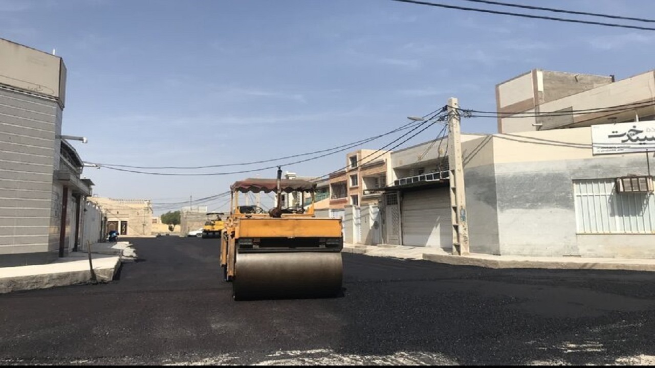 آغازعملیات لکه‌گیری و ترمیم آسفالت معابر شهری در بروجن