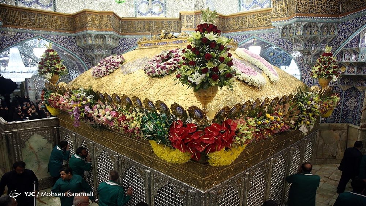 جشن شبکه‌های رادیویی در میلاد هشتمین اختر تابناک امامت 