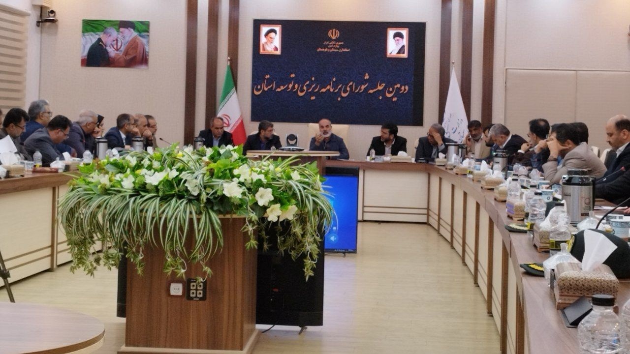 ارتباط بین صنعت، دانشگاه و پارک علم و فناوری تقویت شود
