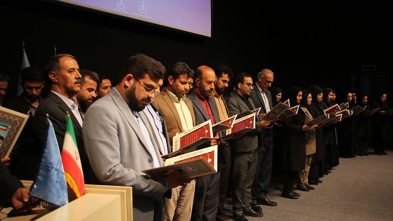 ۹۵ داور و میانجی گر در کرمان سوگند یاد کردند