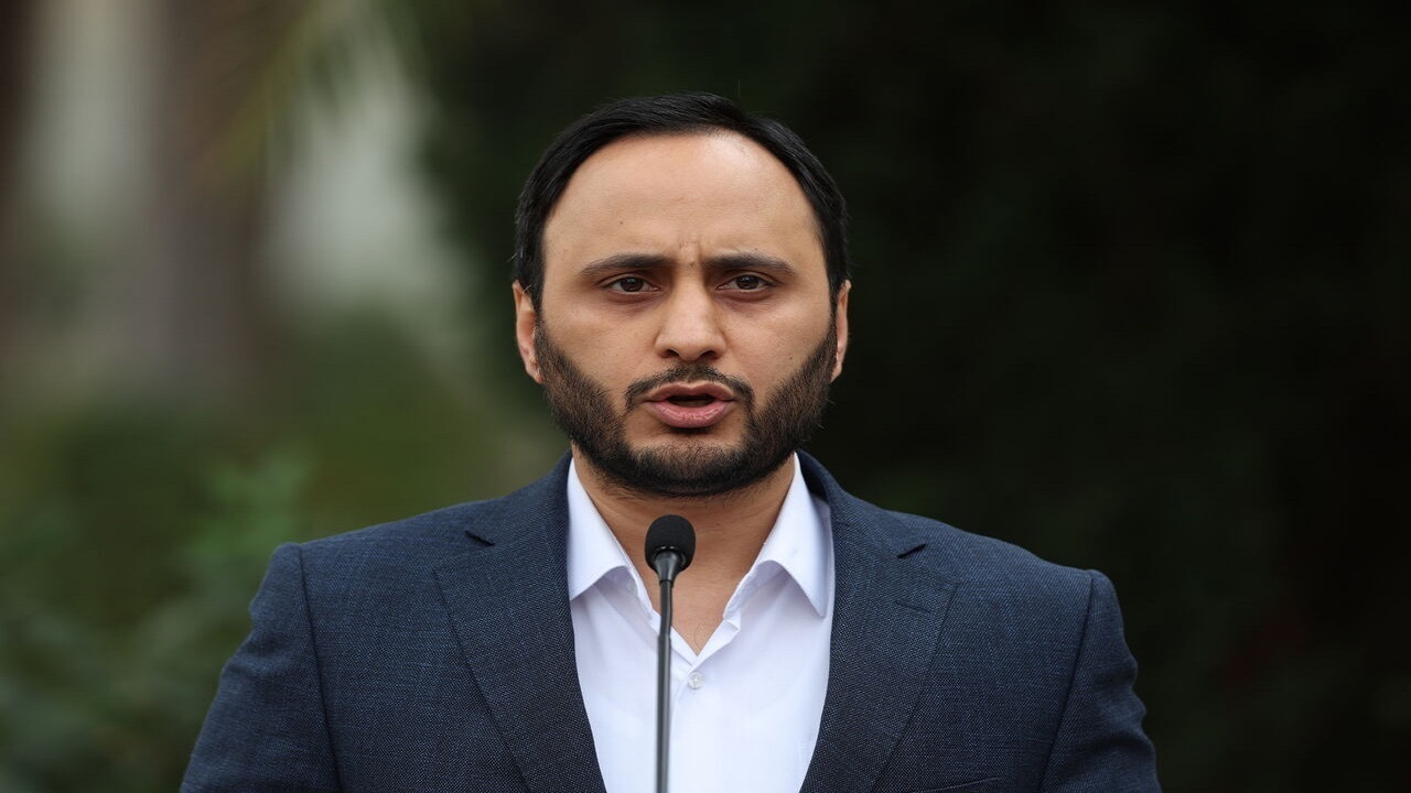 جلسه هیأت دولت برگزار شد/ معاون اجرایی و برخی اعضای دولت عازم تبریز شدند