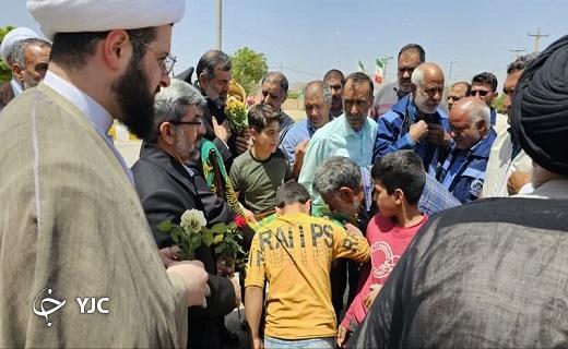کاروان خدام الرضا به بافق رسید+عکس کاروان خدام الرضا به بافق رسید+عکس
