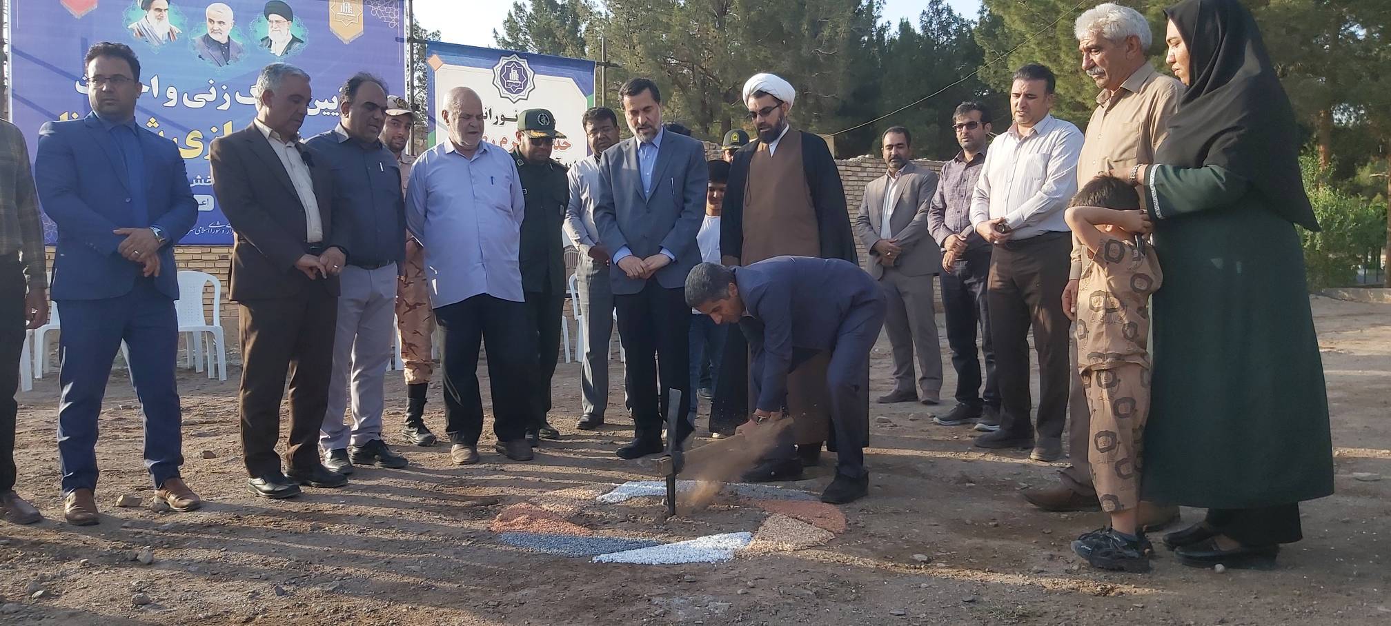 افتتاح و کلنگ زنی چند طرح خدماتی در شهرستان انار