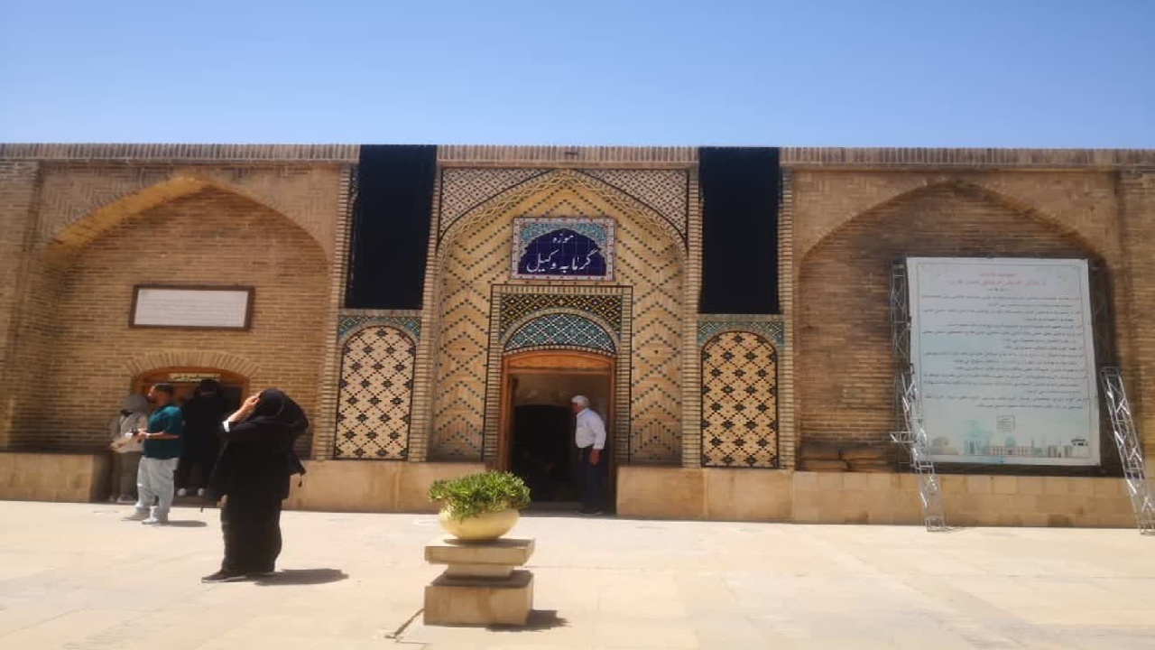 همه اماکن تاریخی، فرهنگی و گردشگری استان فارس سیاه پوش شدند