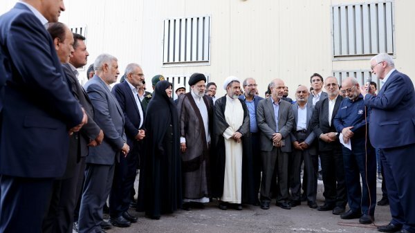 سطر کوچکی از سه سال دوندگی شهید رئیسی برای مردمش