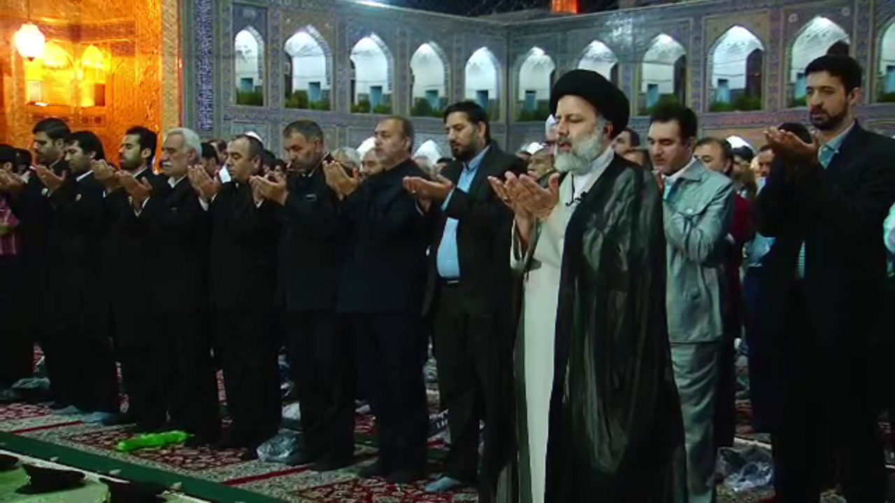 از خادم‌الرضا تا خادم جمهور + فیلم