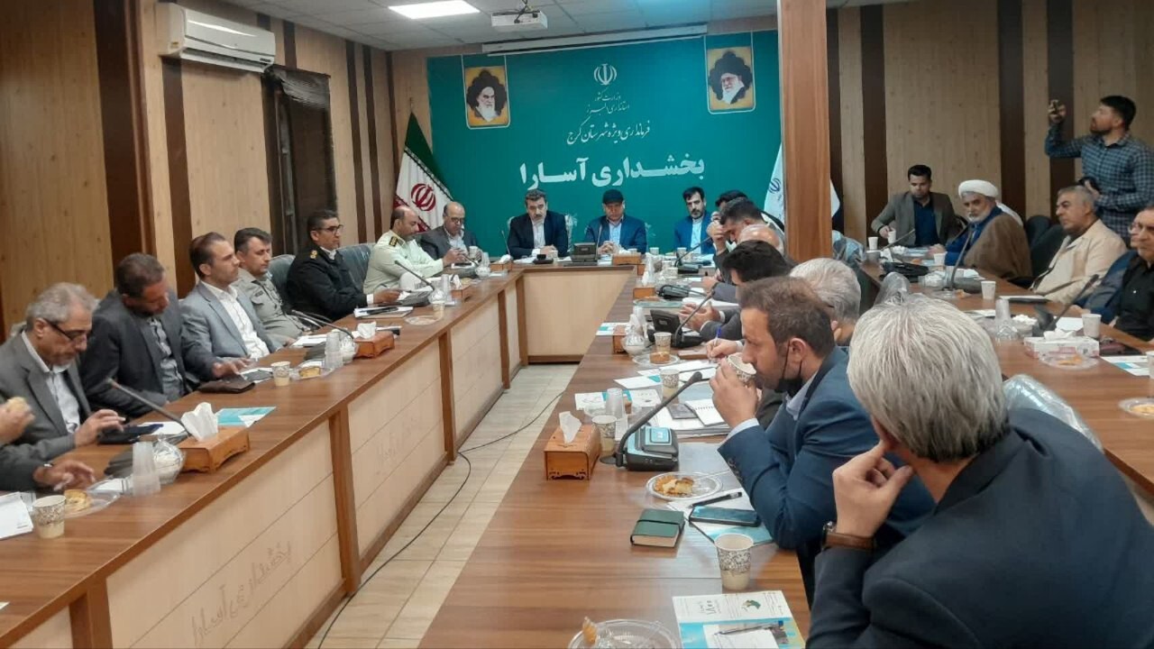 نشست مدیرکل اتباع البرز با اعضای بخشداری آسارا