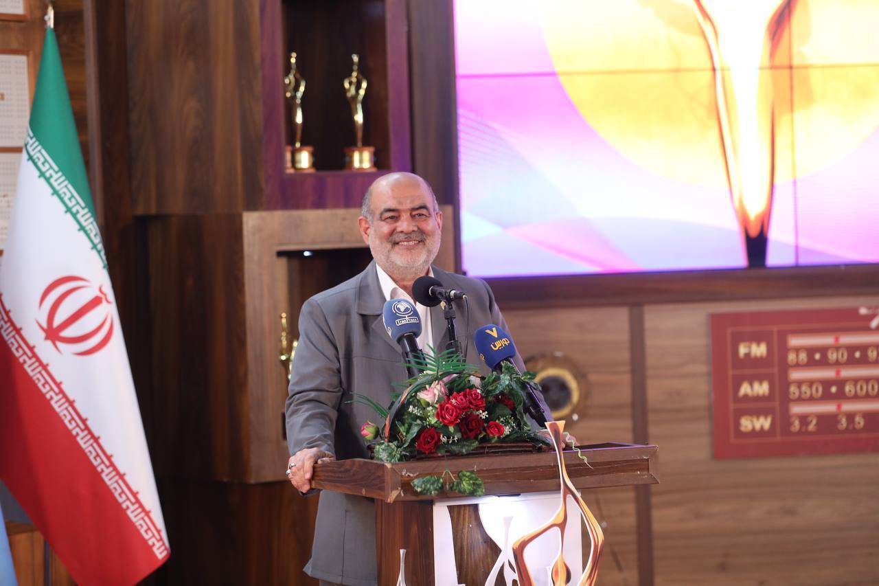 رادیو صدای لحظه&zwnj;هاست