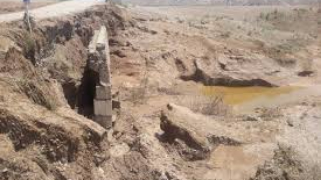 بازدید میدانی استاندار کرمان از مناطق سیل‌زده شهرستان زرند
