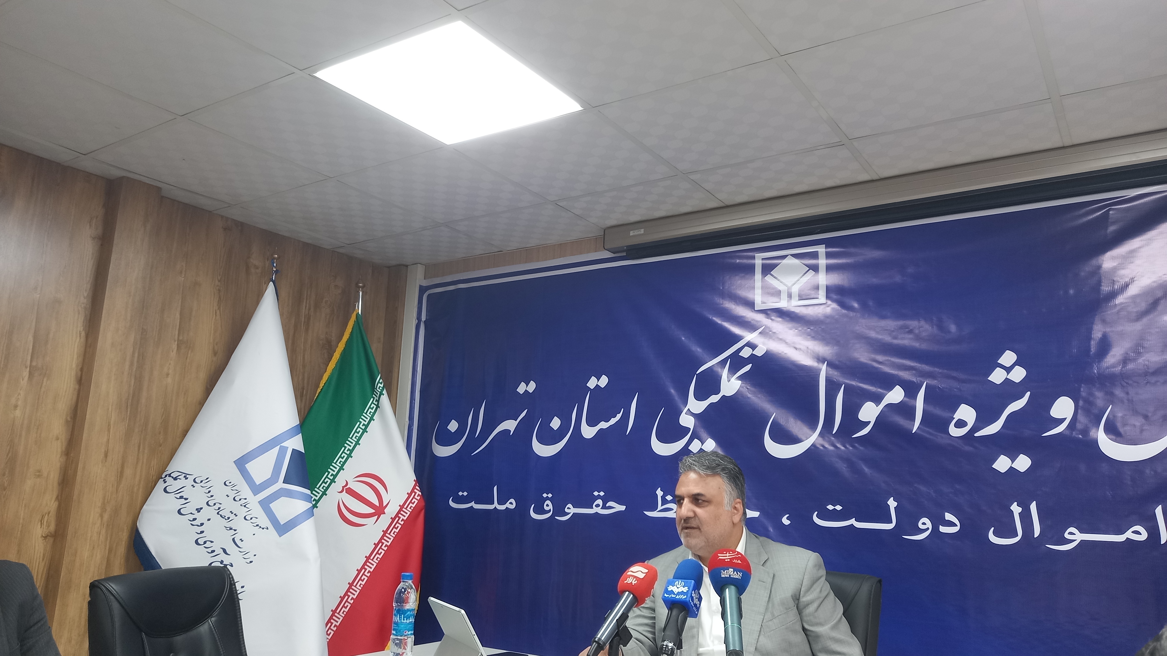 اولین مزایده اموال منقول با عرضه ۷هزار تن چای برگزار شد