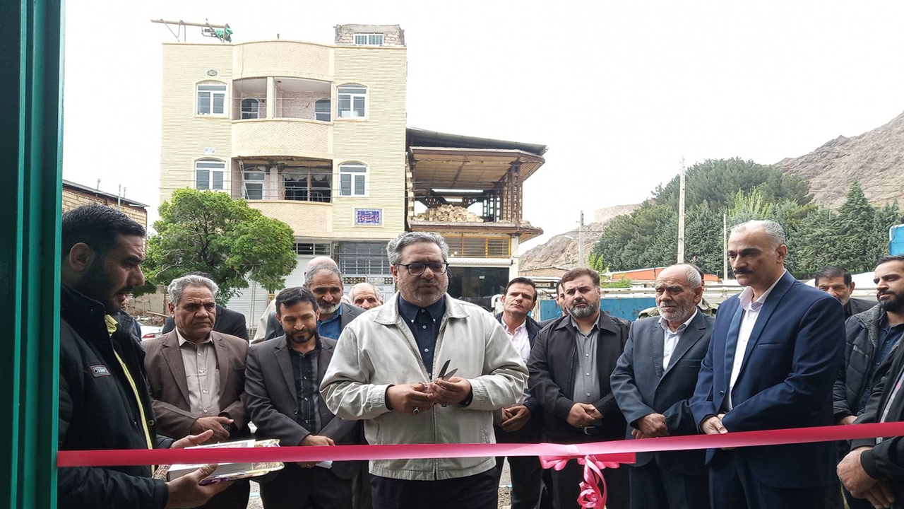 افتتاح نمایشگاه عرضه مستقیم کالا در کوهبنان