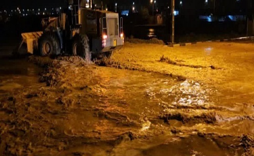 وقوع سیلاب در زیرکوه