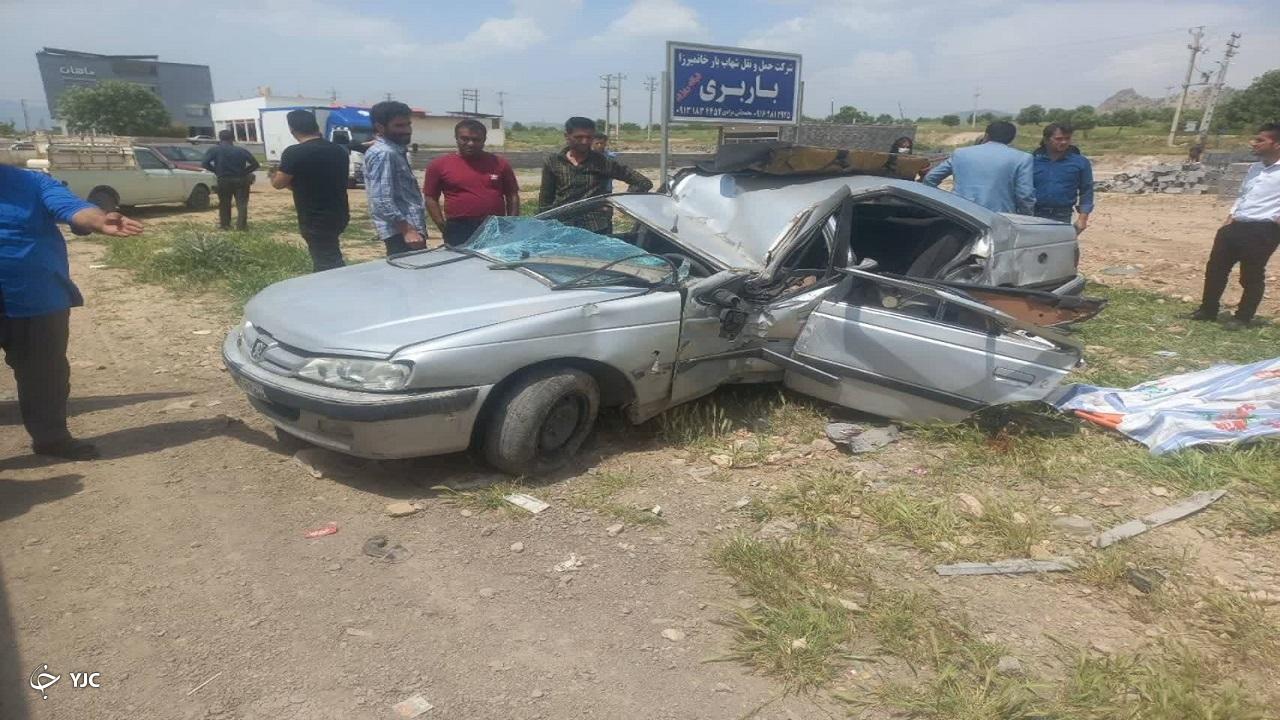 واژگونی پژو پارس در محور لردگان به دهدز جان یک نفر را گرفت