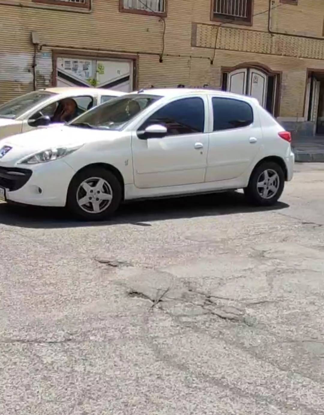 فرسودگی آسفالت در کوچه پس کوچه های شهریار