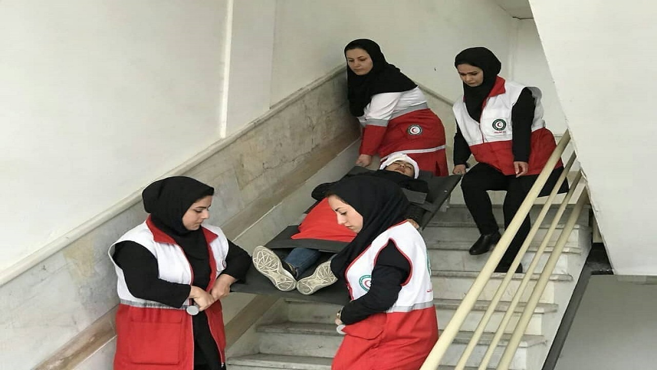 ۲۰ هزار جوان قمی عضو جمعیت هلال‌احمر هستند
