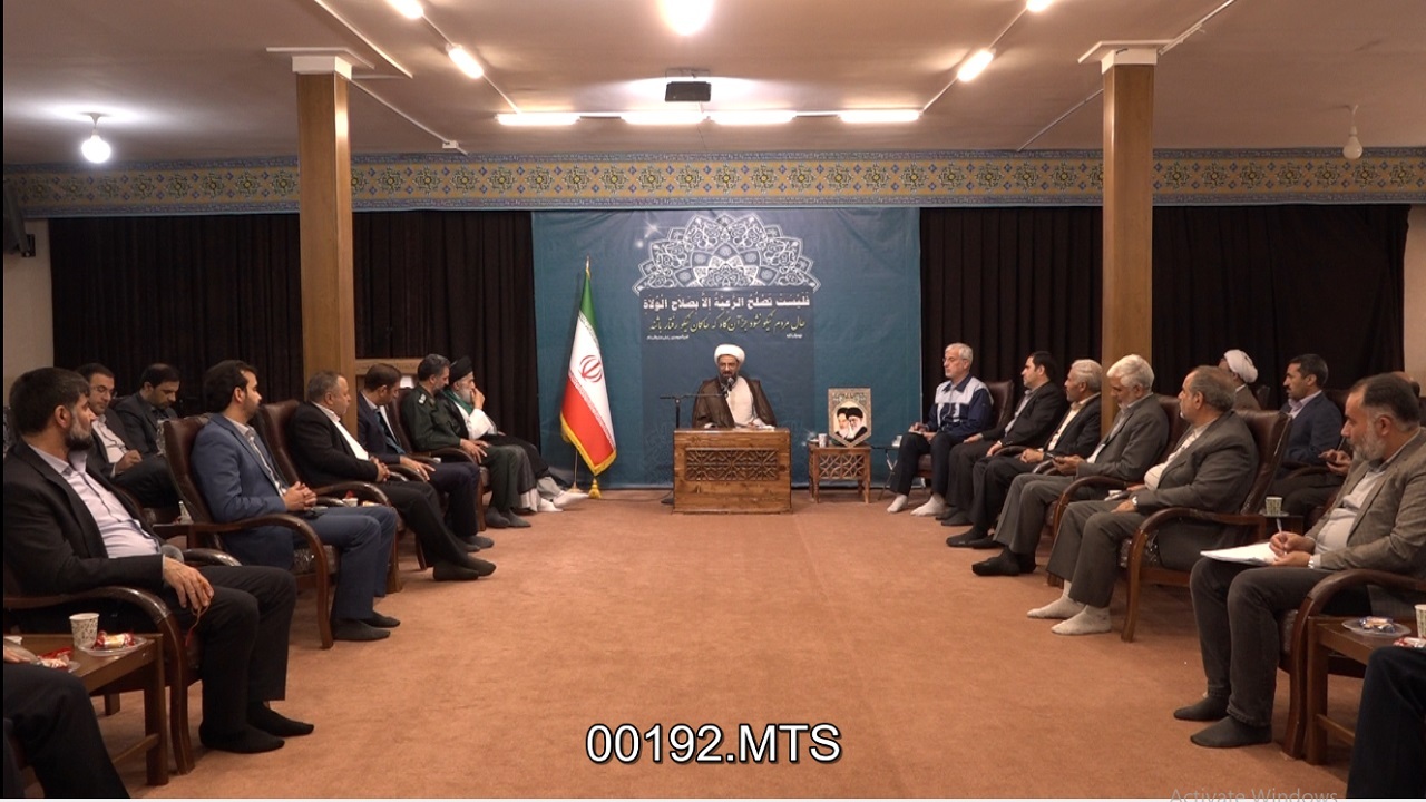نمایندگان کارگران همدان با شهدا تجدید پیمان کردند