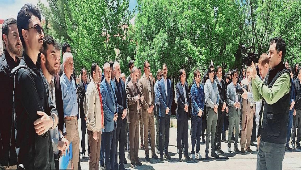 تجمع دانشجویان یاسوج در حمایت از خیزش دانشجویان در آمریکا
