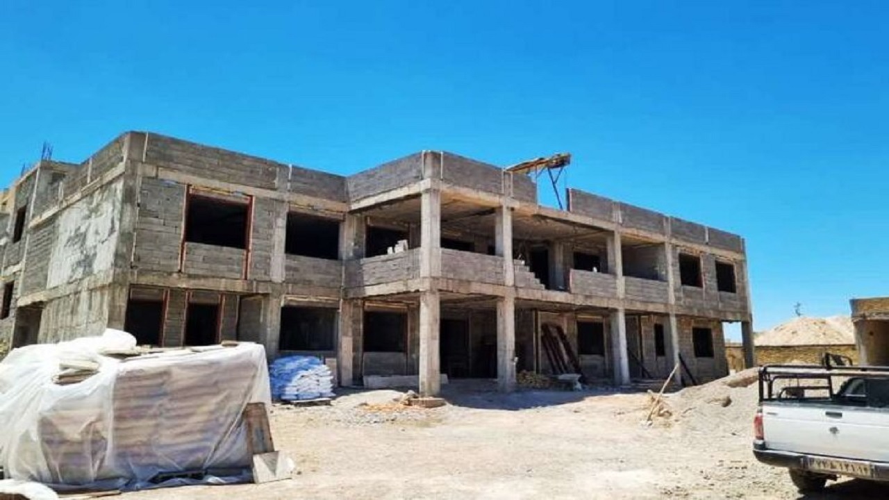 پنج مدرسه نیمه تمام کبودراهنگ، نیازمند اختصاص اعتبار