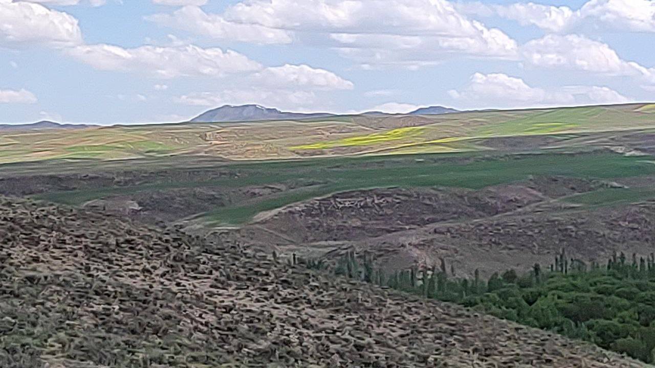 جاذبه گردشگری روستای توآباد