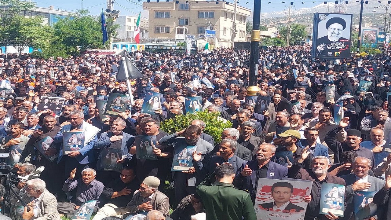 تجمع یاسوجی ها در سوگ خادم الرضا رئیس جمهور شهید+تصاویر
