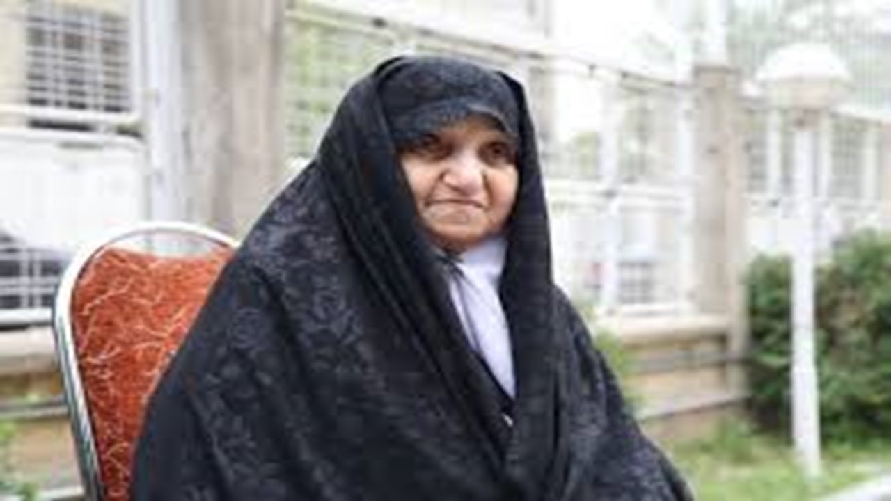 زندگی ساده مادر شهید رئیسی + فیلم