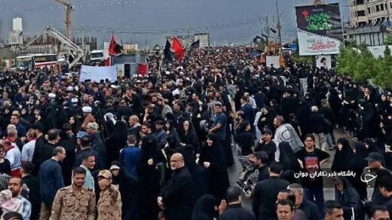 مراسم تشییع و وداع مردم قم با پیکر مطهر شهید آیت الله رئیسی و همراهانش + تصاویر