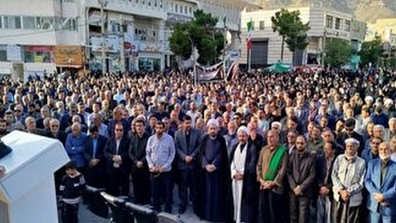 حضور عشایر عرب عراق در مراسم بزرگداشت شهدای خدمت در ایلام