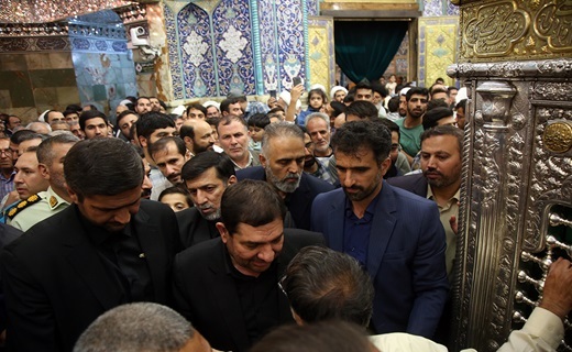 تشرف سرپرست ریاست جمهوری به زیارت حرم حضرت معصومه(س)