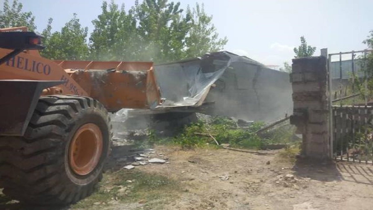 قلع و قمع ۴ بنای غیر مجاز در آمل