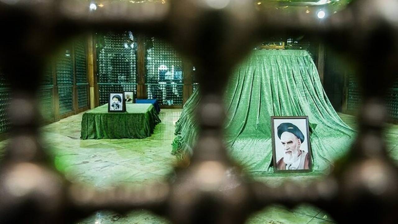 اعزام ۴۰۰۰ زائر کرمانی به مرقد مطهر حضرت امام (ره)