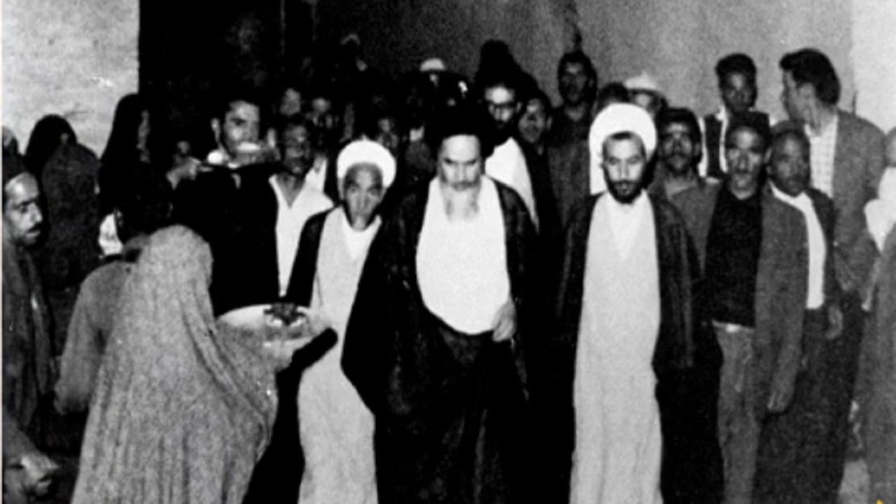 سالروز یک سخنرانی تاریخی در مدرسه فیضیه قم + فیلم