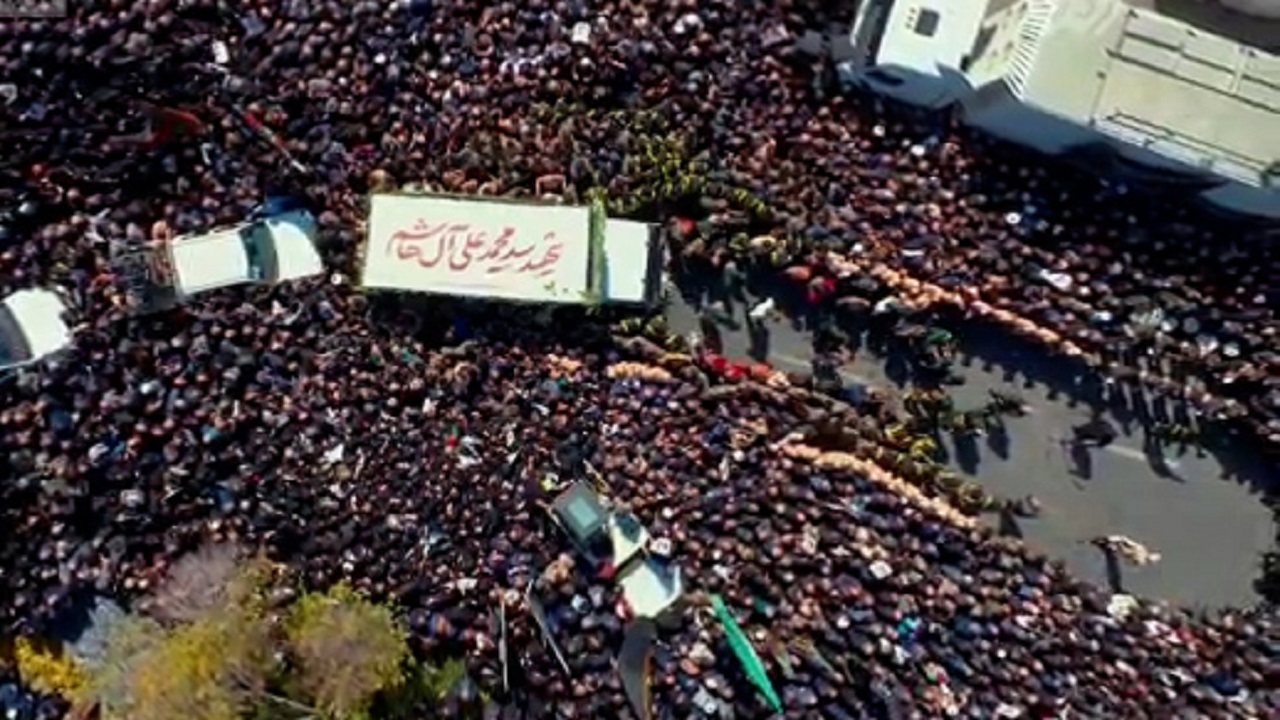 نماهنگی از تشییع پیکر پدر معنوی آذربایجان