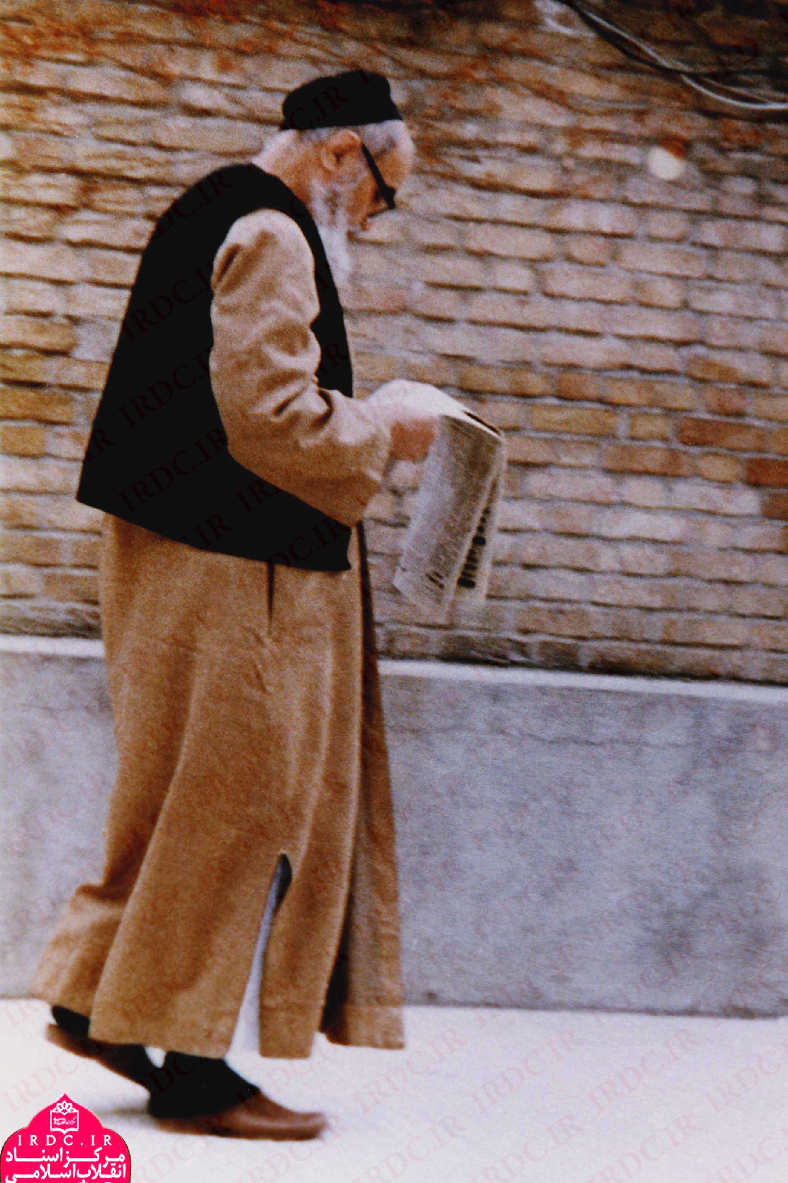 تصویر امام خمینی (ره)