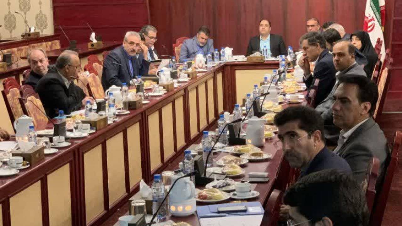 شرکت‌های تولیدی و صنعتی به روش‌های جدید تامین مالی توجه کنند