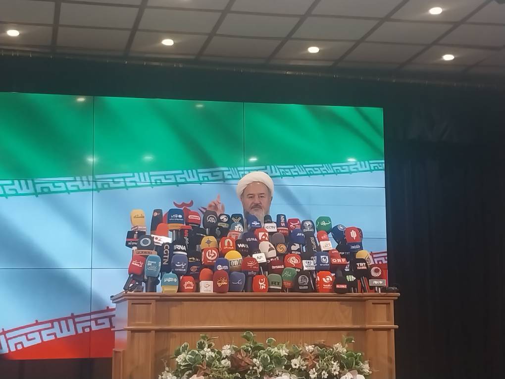 حجت الاسلام احمد اکبری