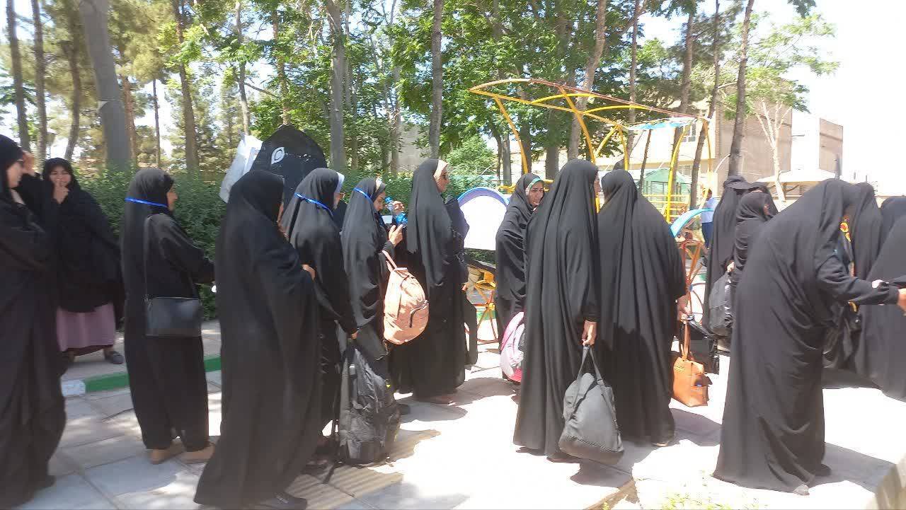 کاروان زیارتی