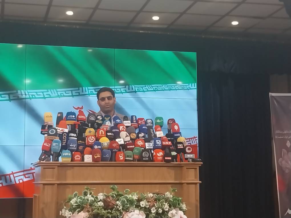 علی آذری