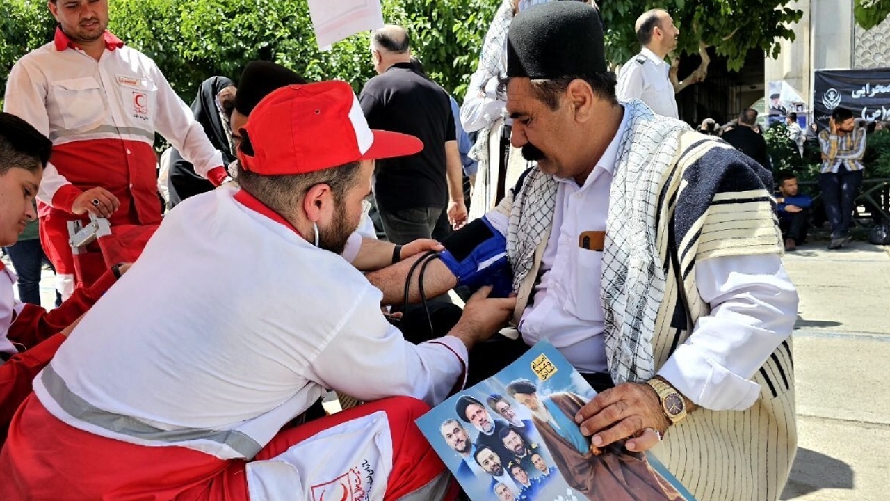 خدمت‌رسانی هلال احمر به بیش از هزار تن در مراسم سالگرد ارتحال امام (ره)