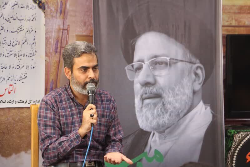 مراسم سوگواری برای شهادت رئیس جمهور و همراهانش مراسم سوگواری برای شهادت رئیس جمهور و همراهانش