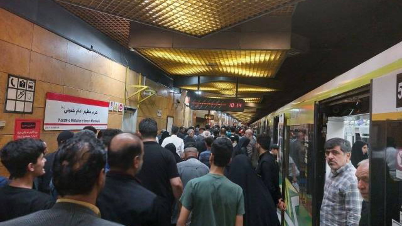 جابه‌جایی بیش از ۳۹۰ هزار مسافر در سالروز ارتحال رهبر کبیر انقلاب با مترو
