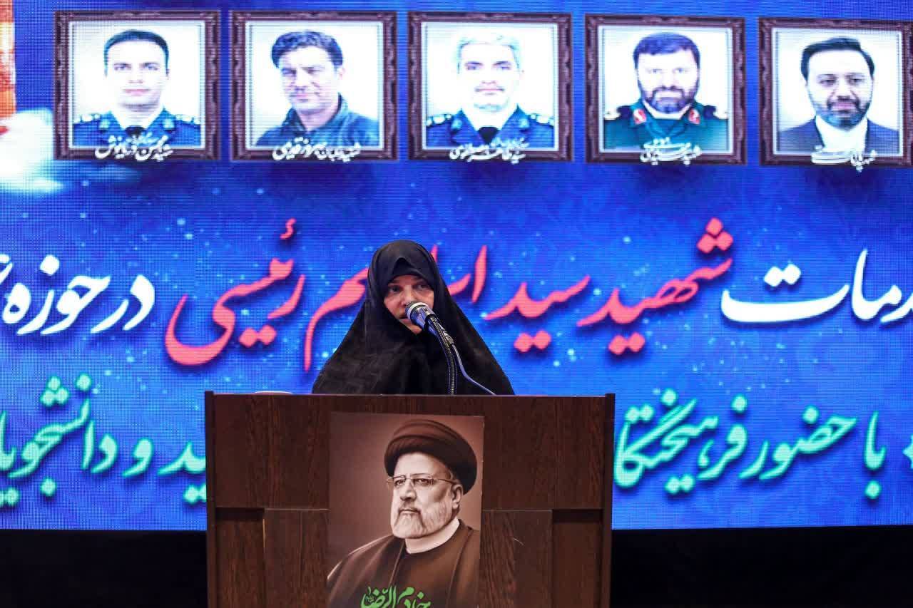 رونمایی از &laquo;حبیب هشتمین خورشید&raquo;