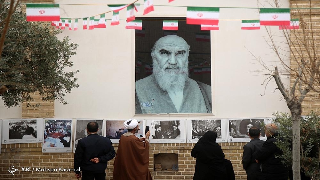 «شرح چهل حدیث»؛ یکی از کتاب‌های پر فروش از امام خمینی (ره)
