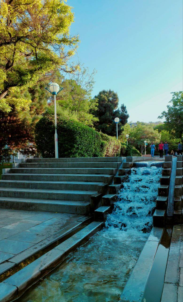 نمایی از کوهسنگی در مشهد